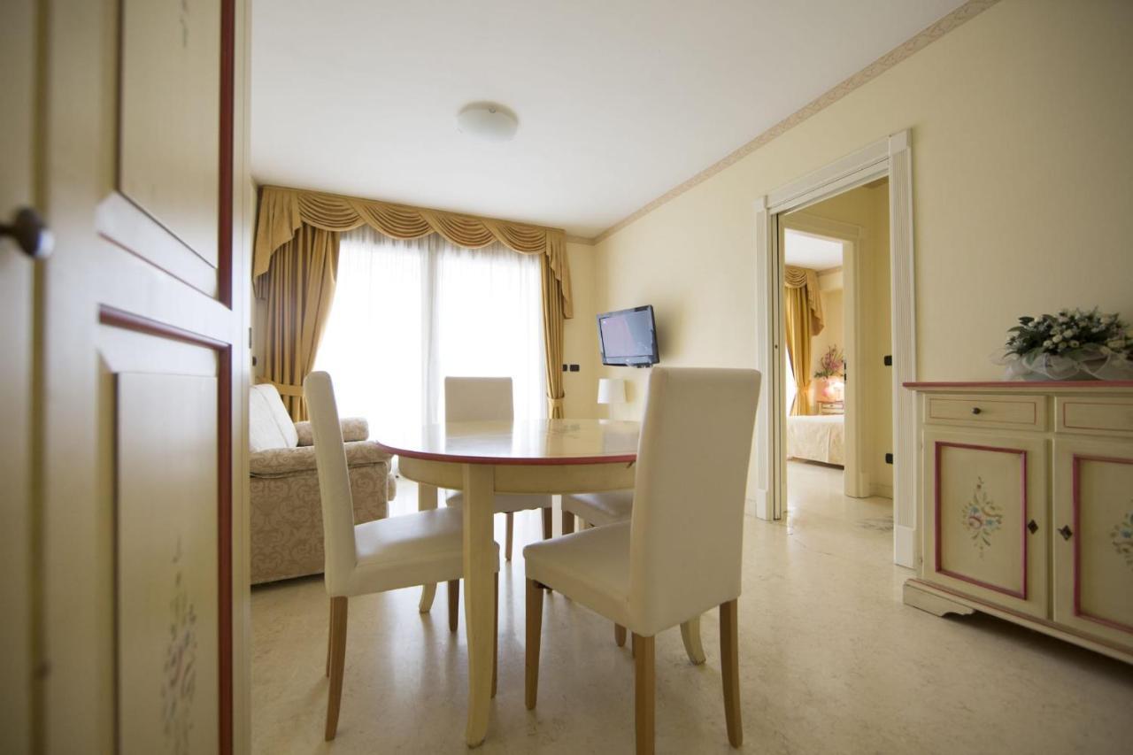 Appartamento Du Lac 1 Desenzano del Garda Dış mekan fotoğraf