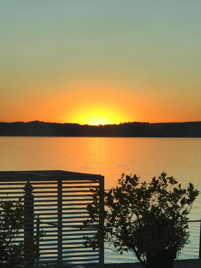 Appartamento Du Lac 1 Desenzano del Garda Dış mekan fotoğraf